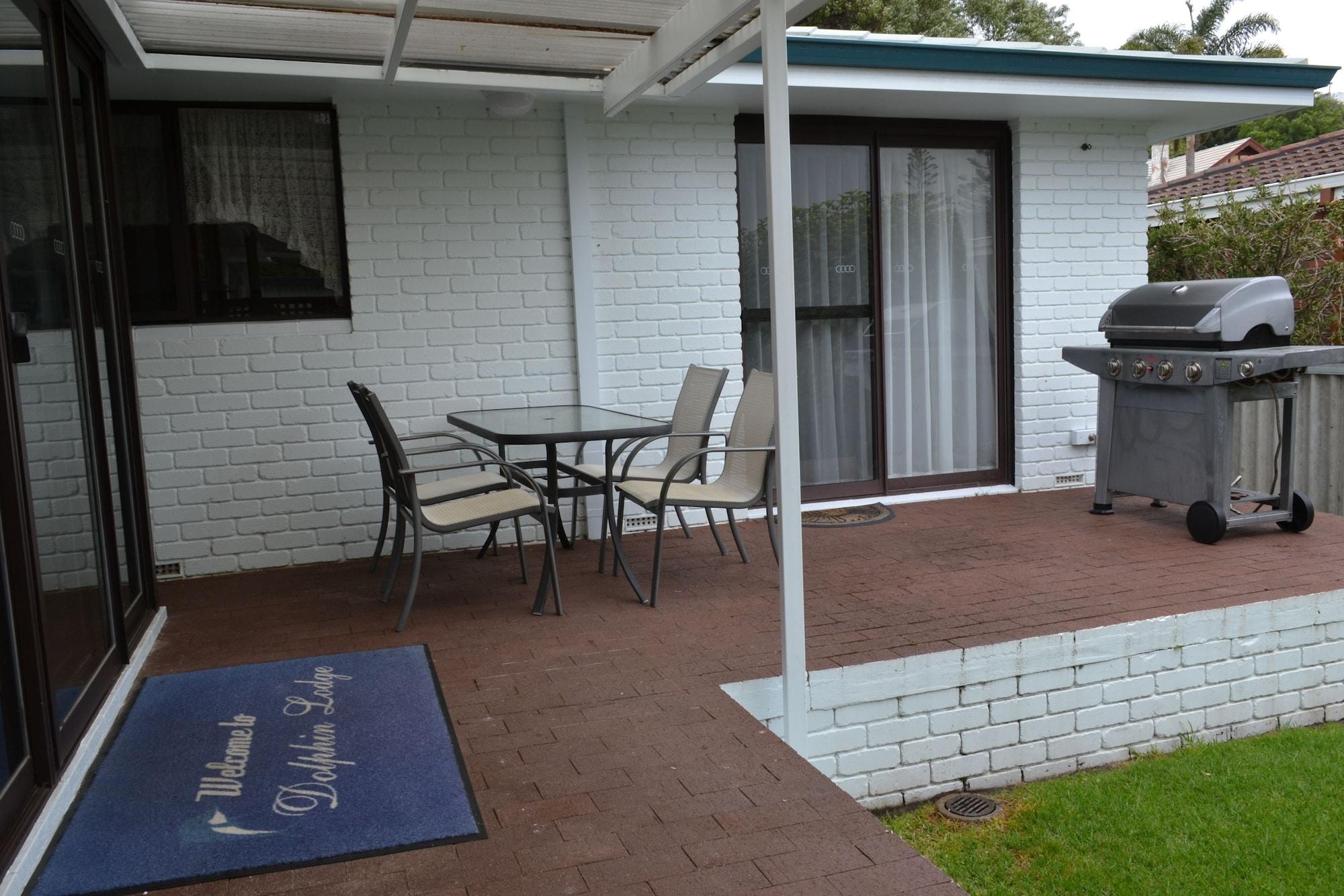 Dolphin Lodge Albany - Self Contained Apartments At Middleton Beach Exterior photo